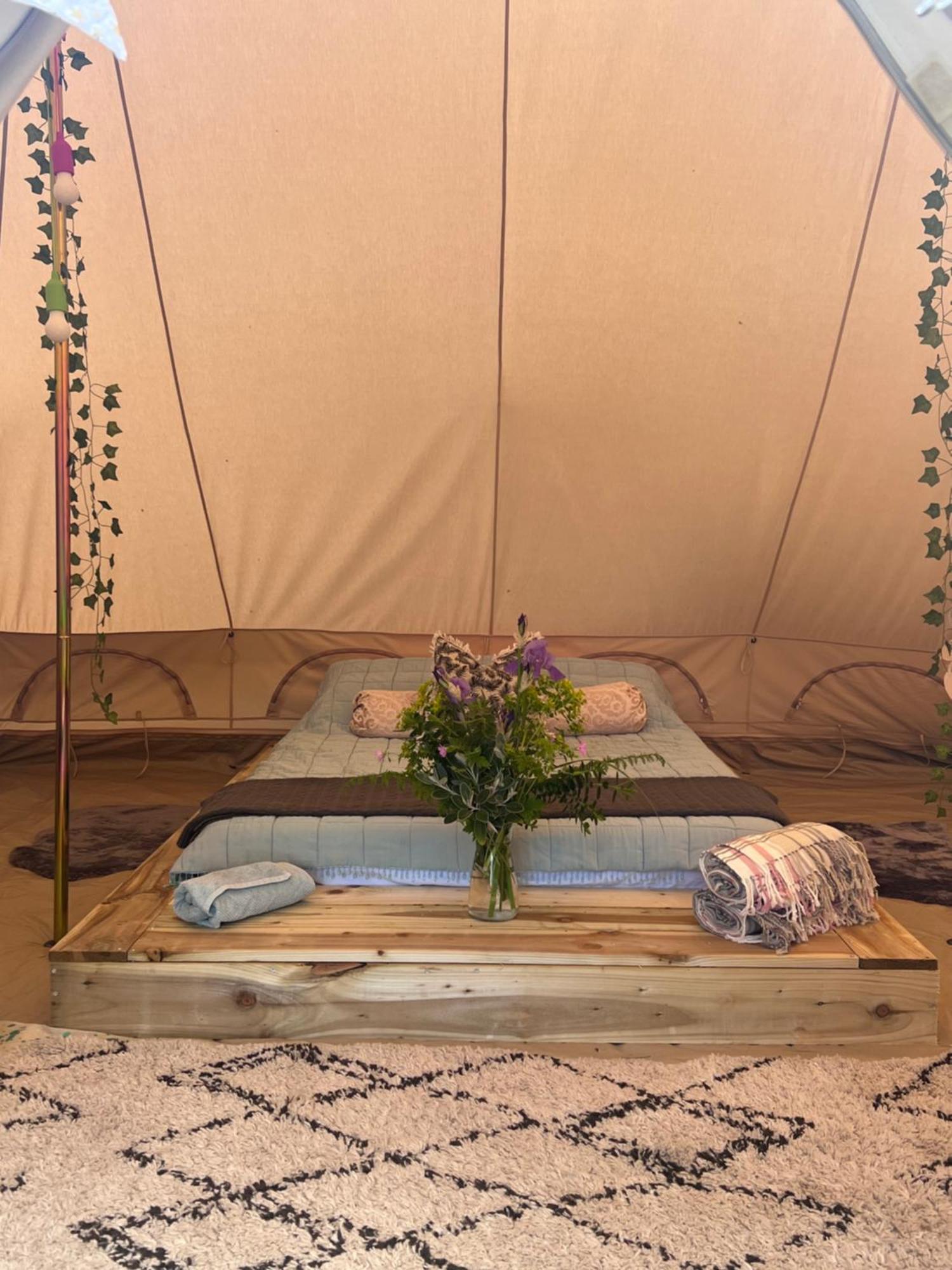 Bluebell Tent At Ballyward Croft Ardkeen Dış mekan fotoğraf